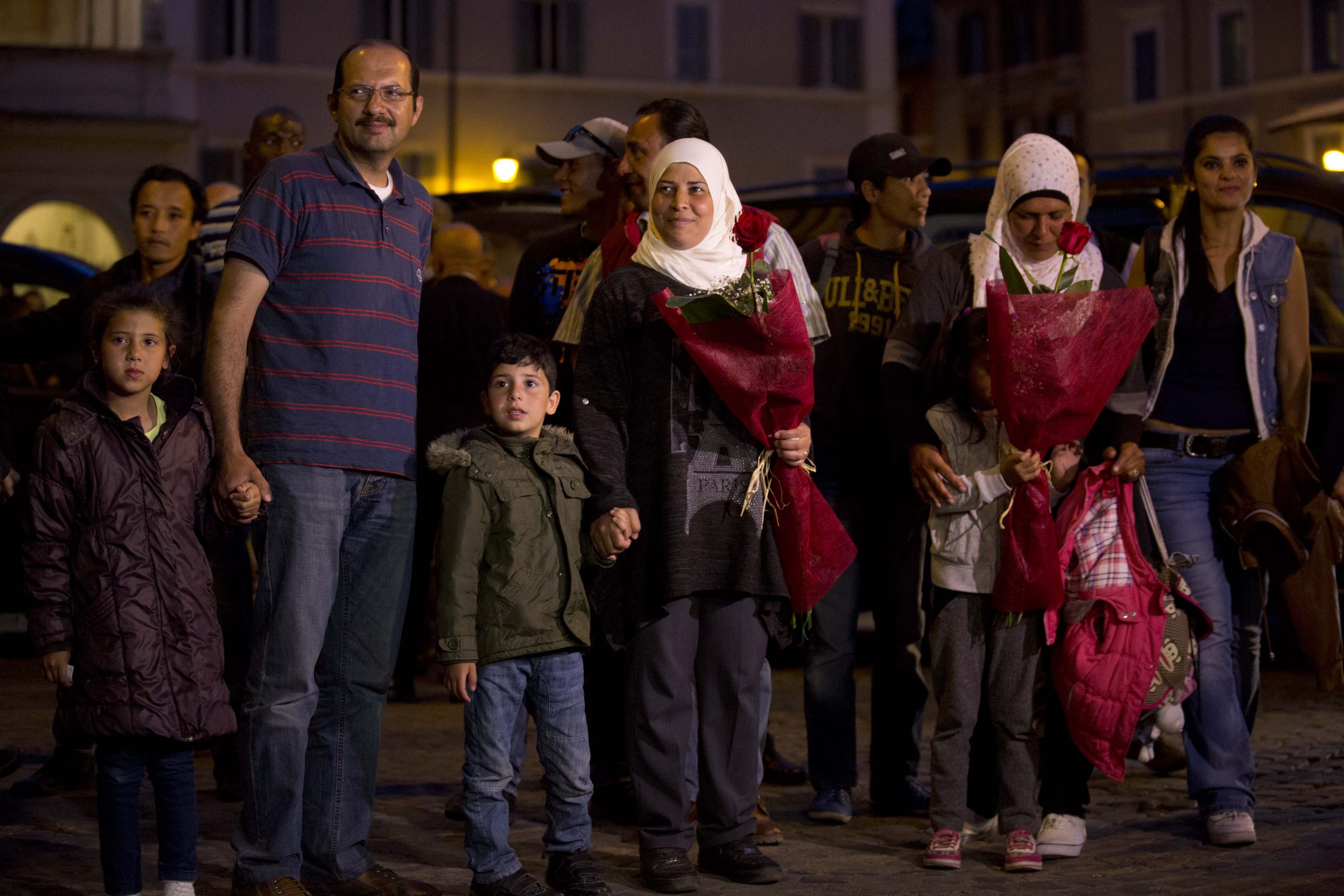 U.S. plots with United Nations to expand Syrian refugees from 10,000 to 200,000