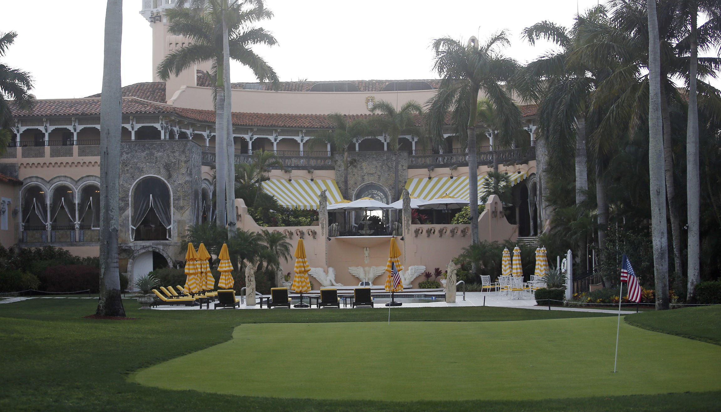 Trump may spend Thanksgiving at Mar-a-Lago