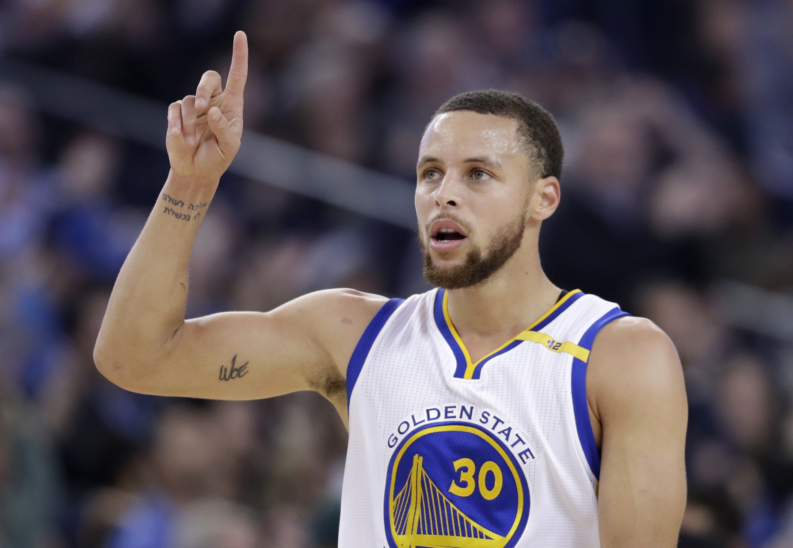 Warriors’ Stephen Curry says Trump is an ‘ass’