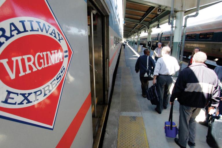 VRE scores record on-time service in 2011
