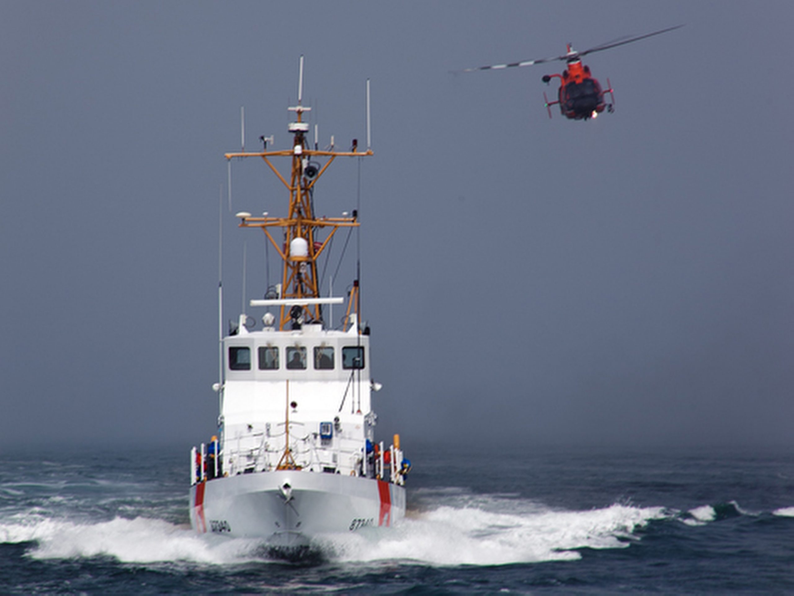 Coast Guardsman fired gun to avoid fatal crash