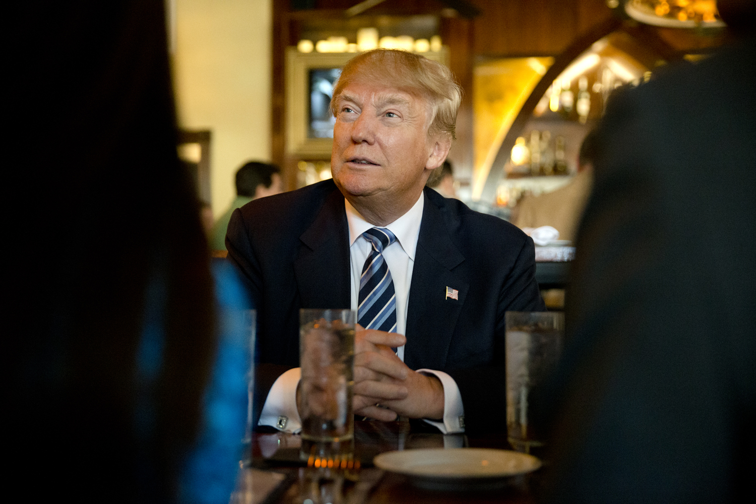 Trump’s lead narrows, Cruz gains in South Carolina