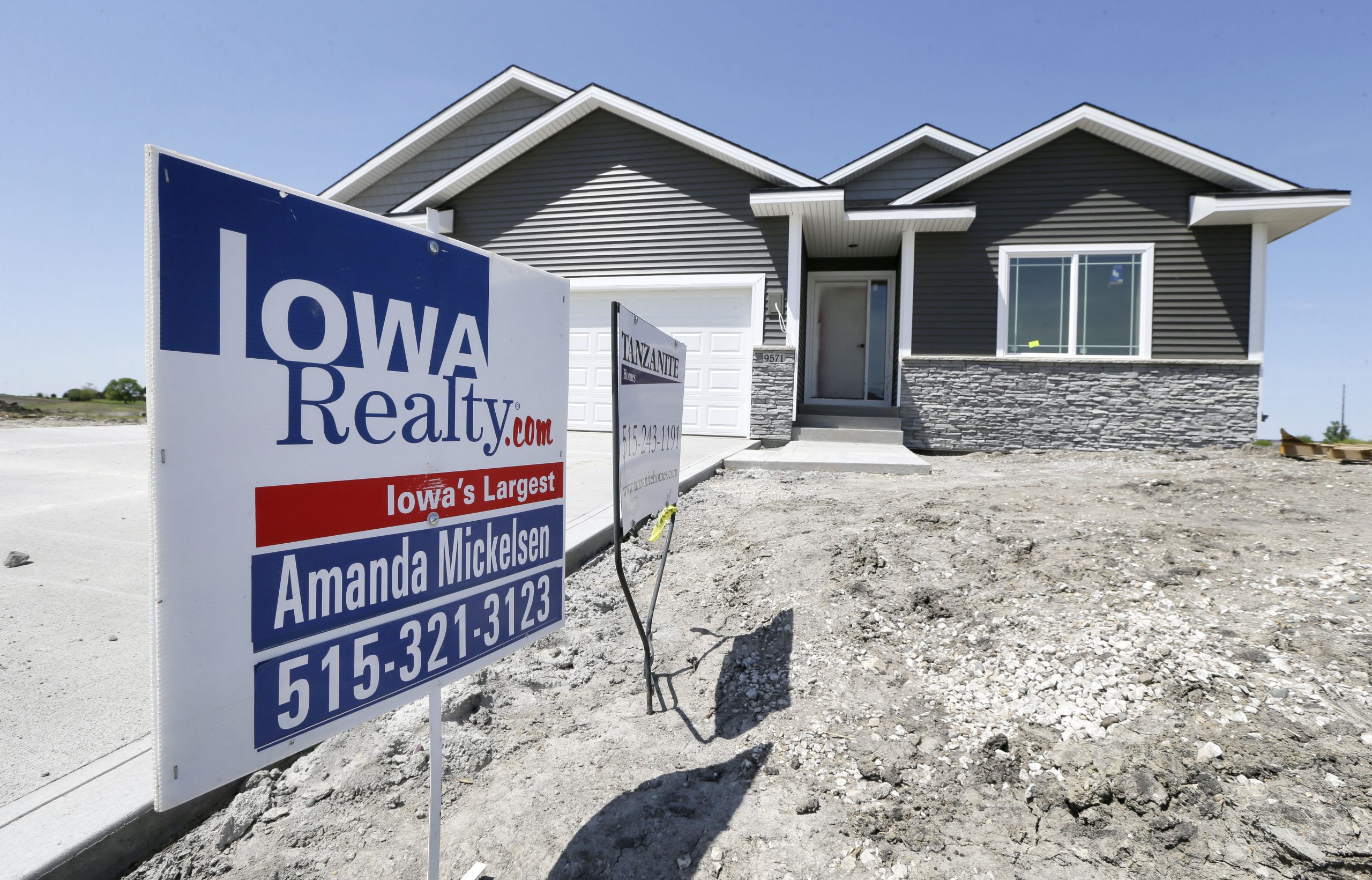 US new-home sales rose 6.4 percent in April