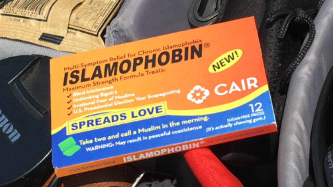 Pro-Islam group hands out anti-Islamophobic ‘pills’ to GOP