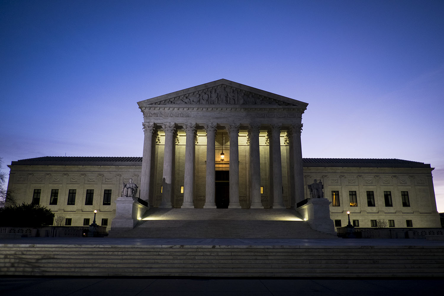 Lead Garland critic praises Trump’s Supreme Court list