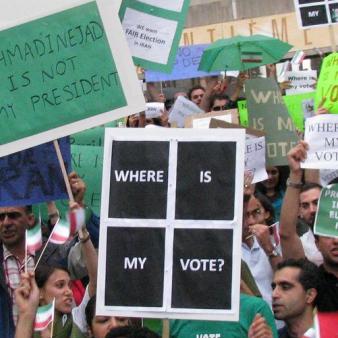 Iranian Regime Exerts Pressure on Green Movement