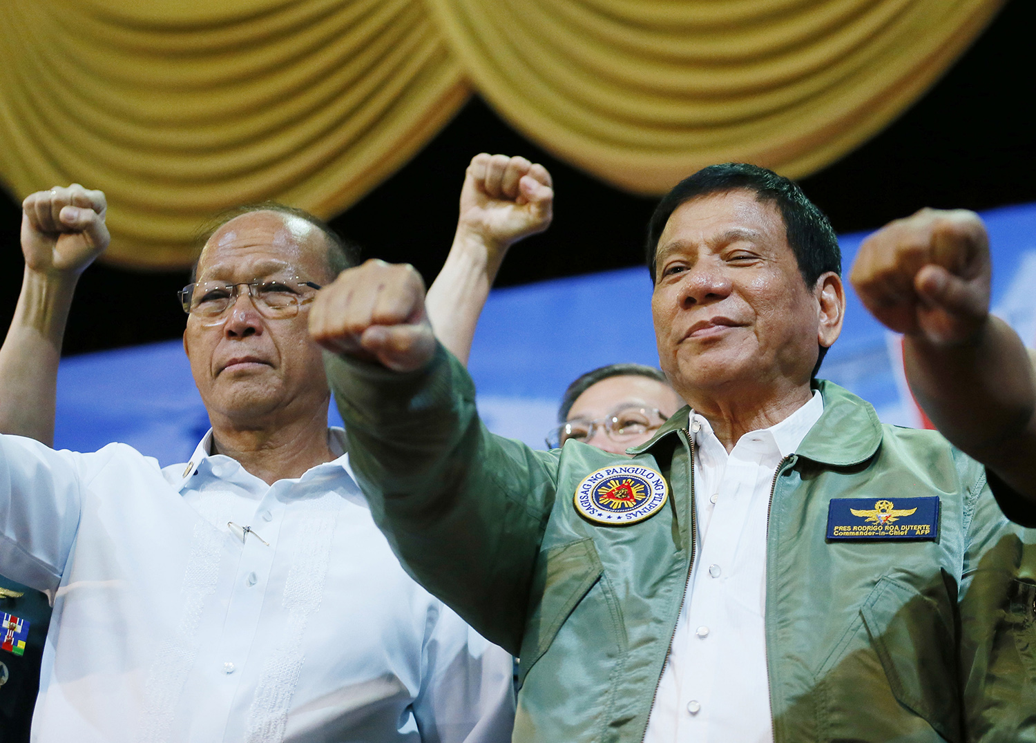 Philippines tells US no joint patrols in South China Sea