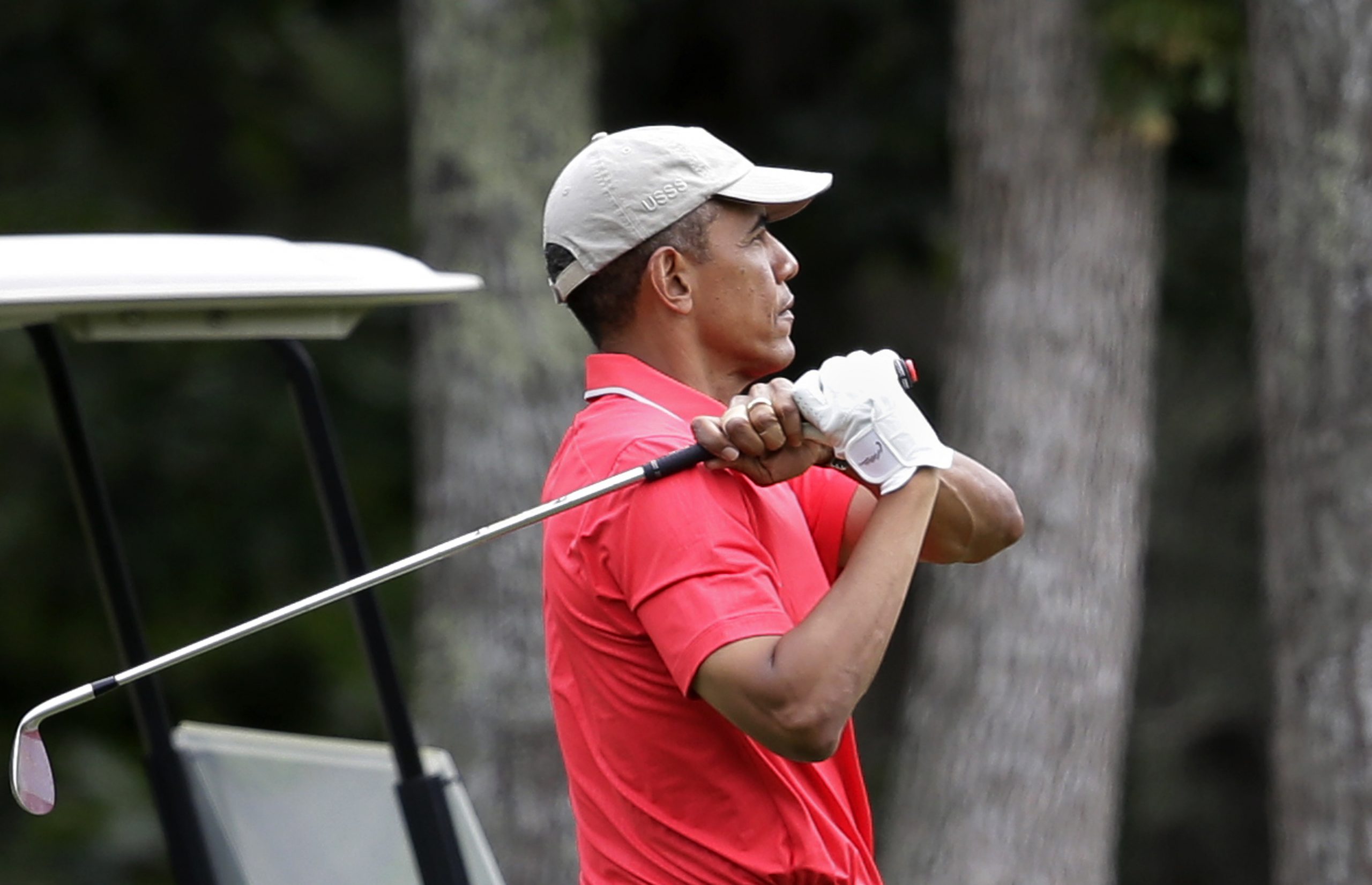 Obama regrets golfing after statement on Foley