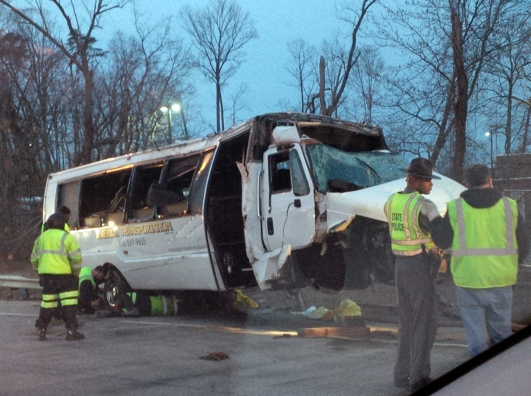 1 dead after shuttle bus crash on I-95; man held