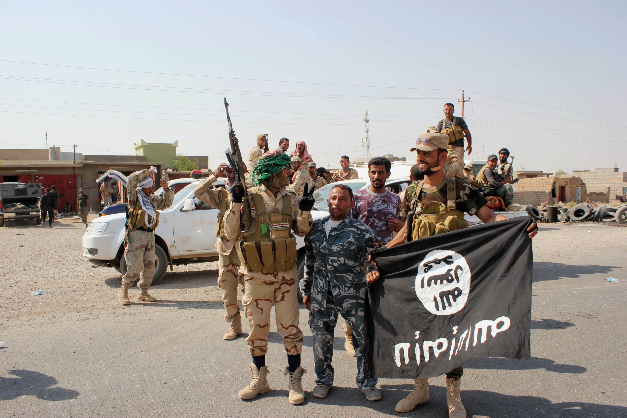 Report accuses Islamic State group of war crimes