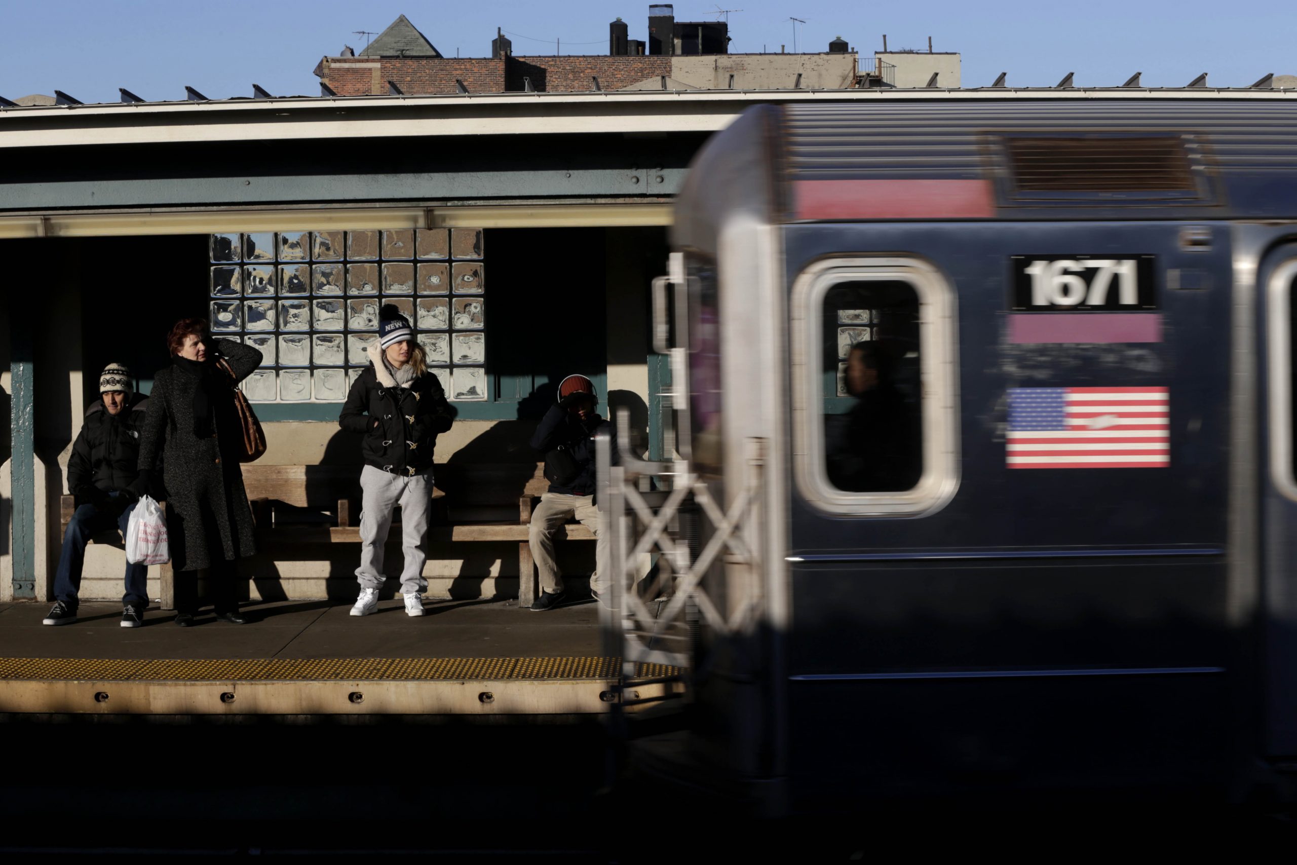 Mayor: Keep 2 NY subway push deaths in perspective