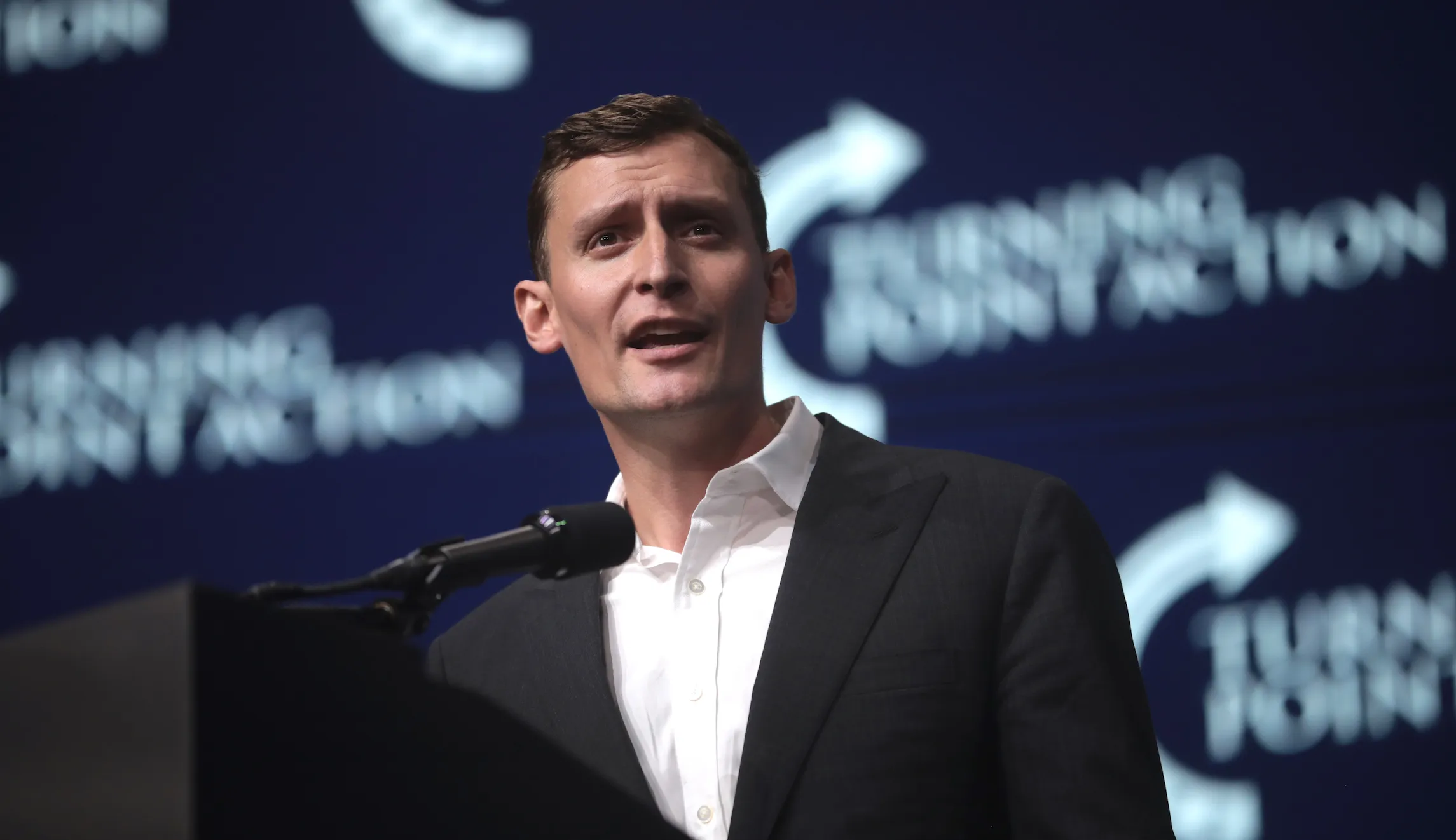 Blake Masters finds himself the underdog in race for coveted Arizona Senate seat