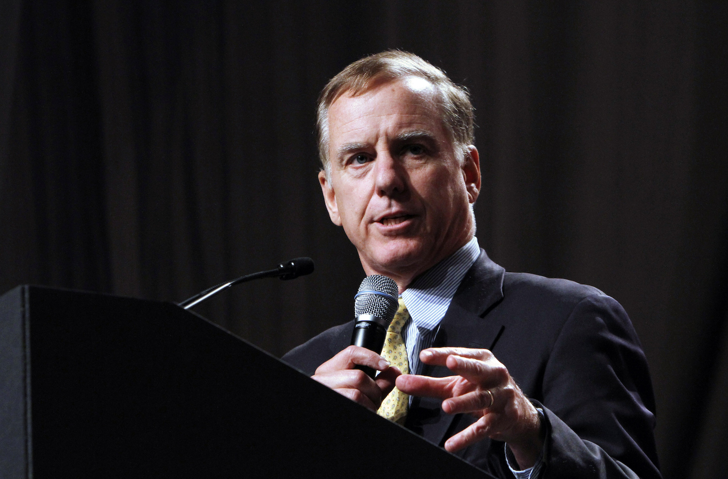 Howard Dean has no idea what he’s talking about on the First Amendment