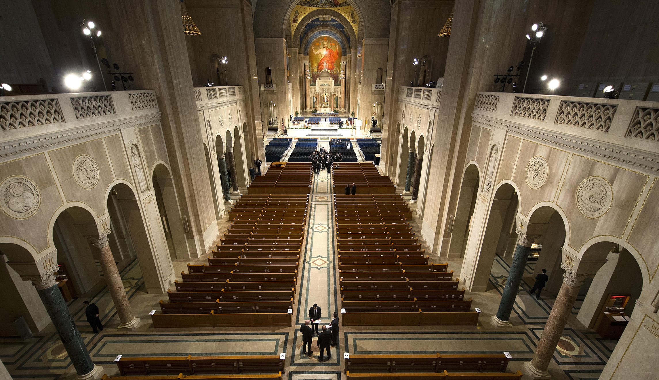 Marijuana activists plan eclipse service in DC basilica