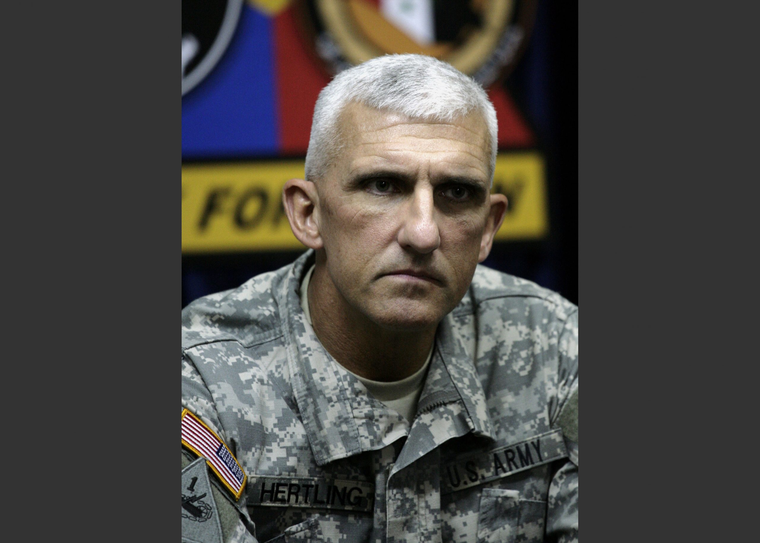 Ex-US commander defends US training of Iraq forces