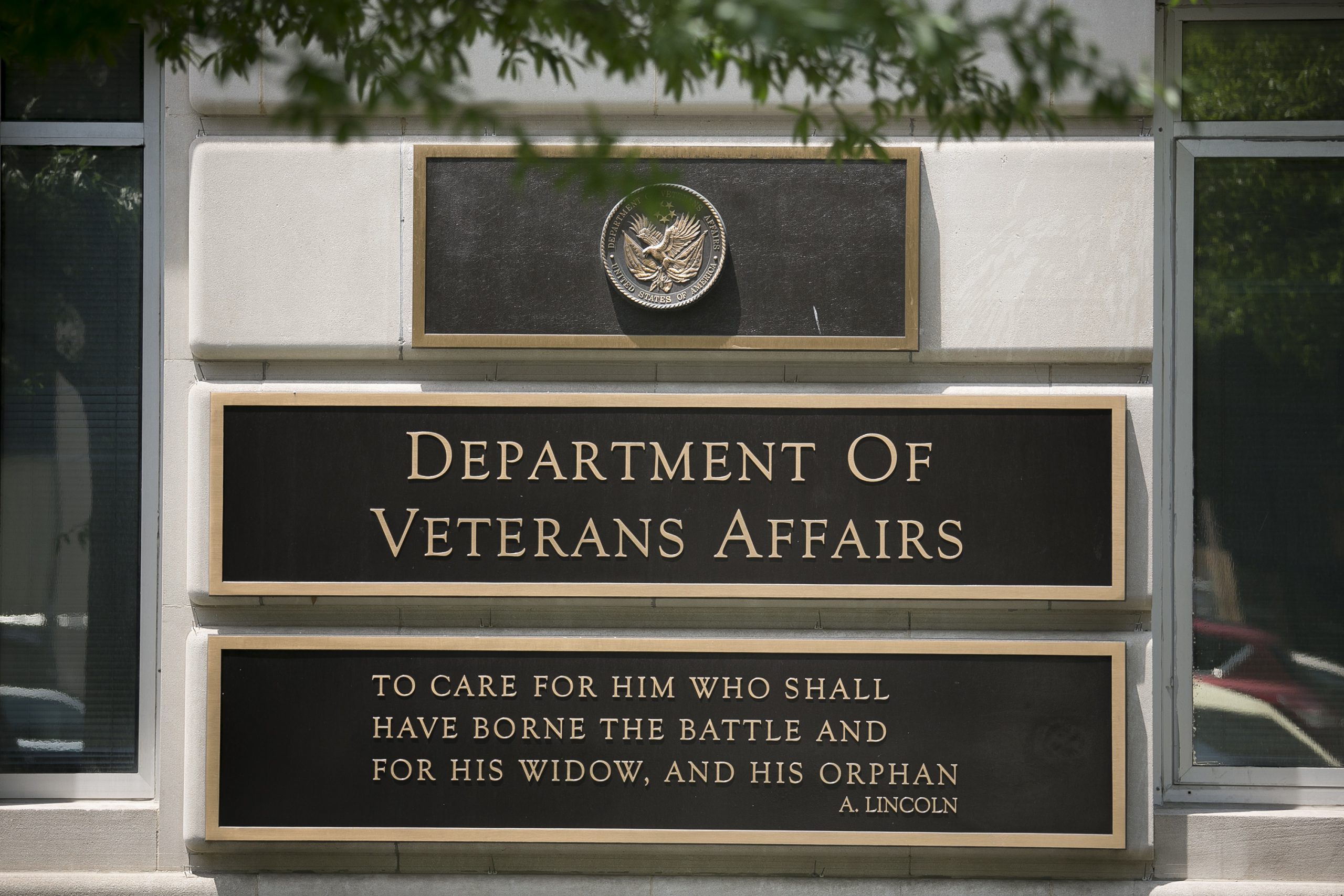 Testimony: Veterans Affairs ignoring its own procedures for vets with mental illness