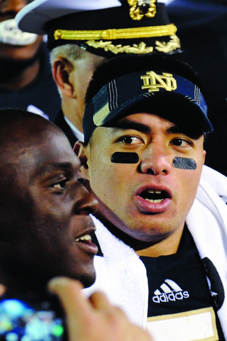 Hawaii hometown backs Manti Te’o after girlfriend hoax