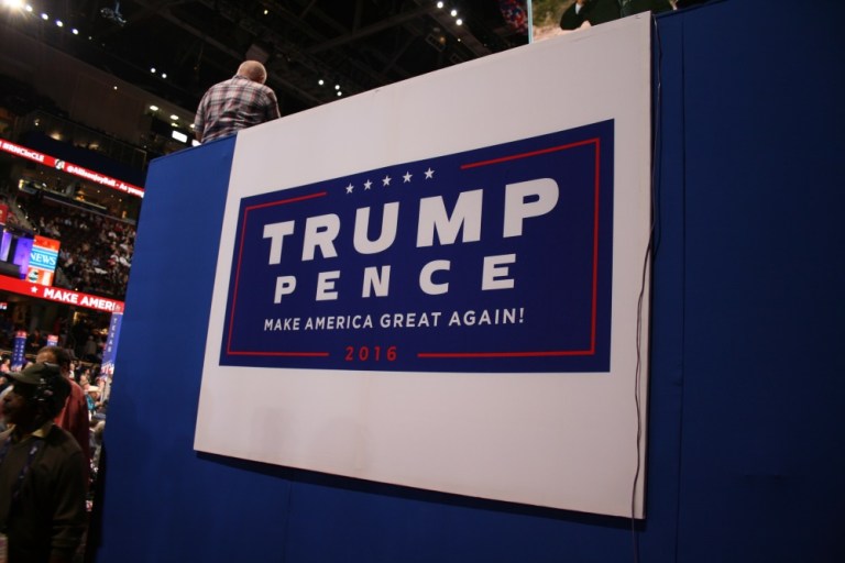 Trump Launches Online Push Poll To Attack Media, Solicit Donations