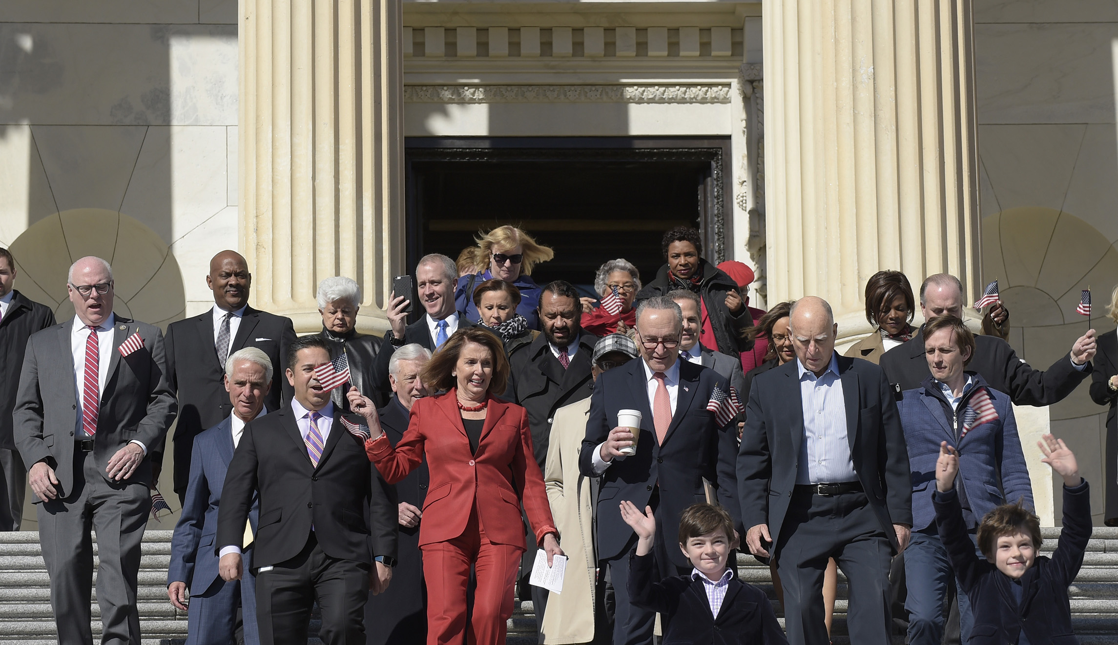 Democratic lead in generic House ballot collapses from 15 percent to just 2 percent: Poll