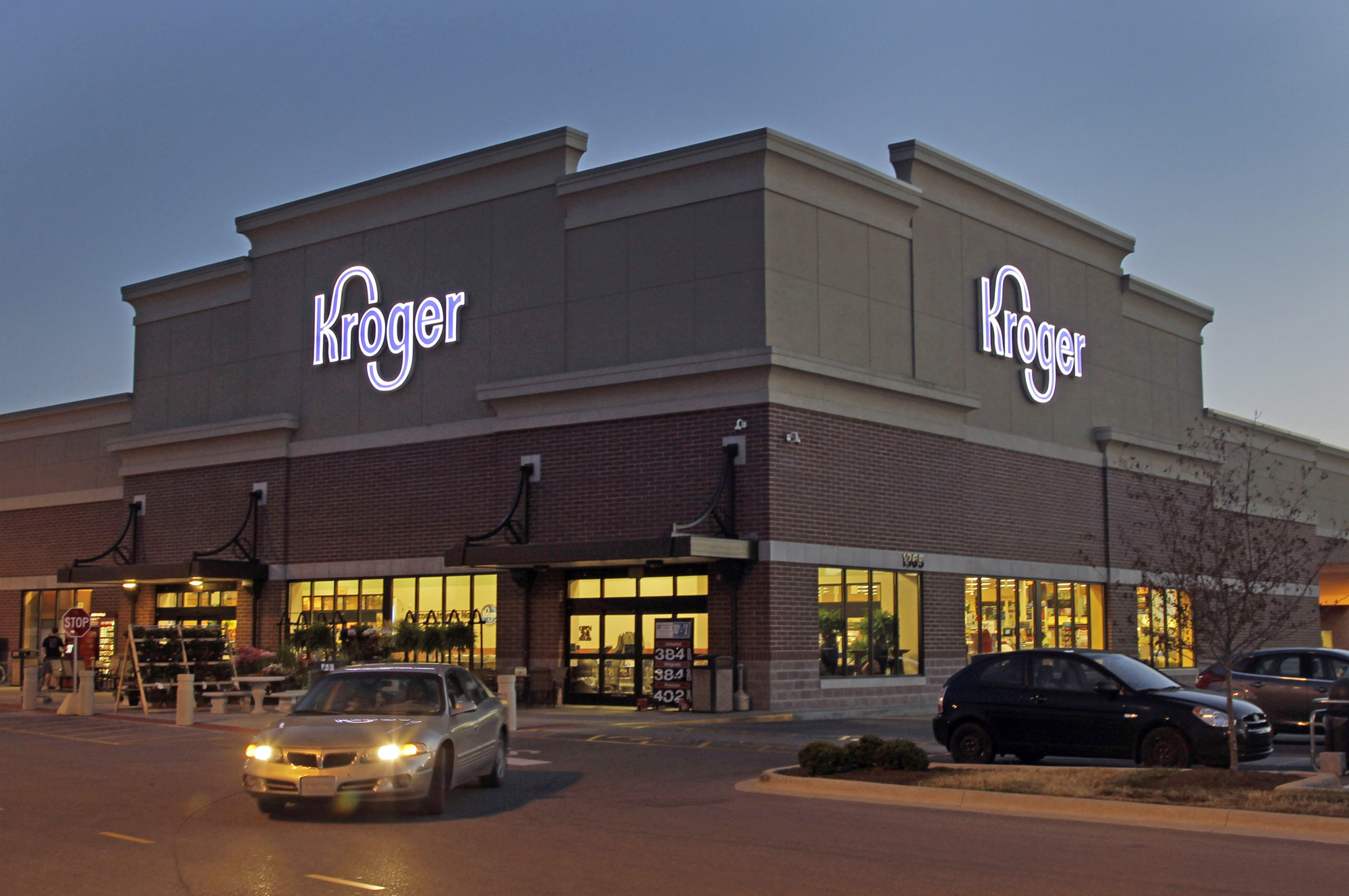 Kroger: Storm response helped boost sales
