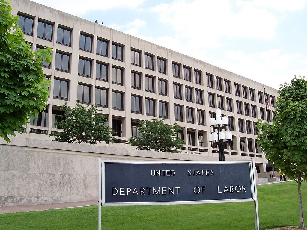 Labor updates sex discrimination regs for federal contractors