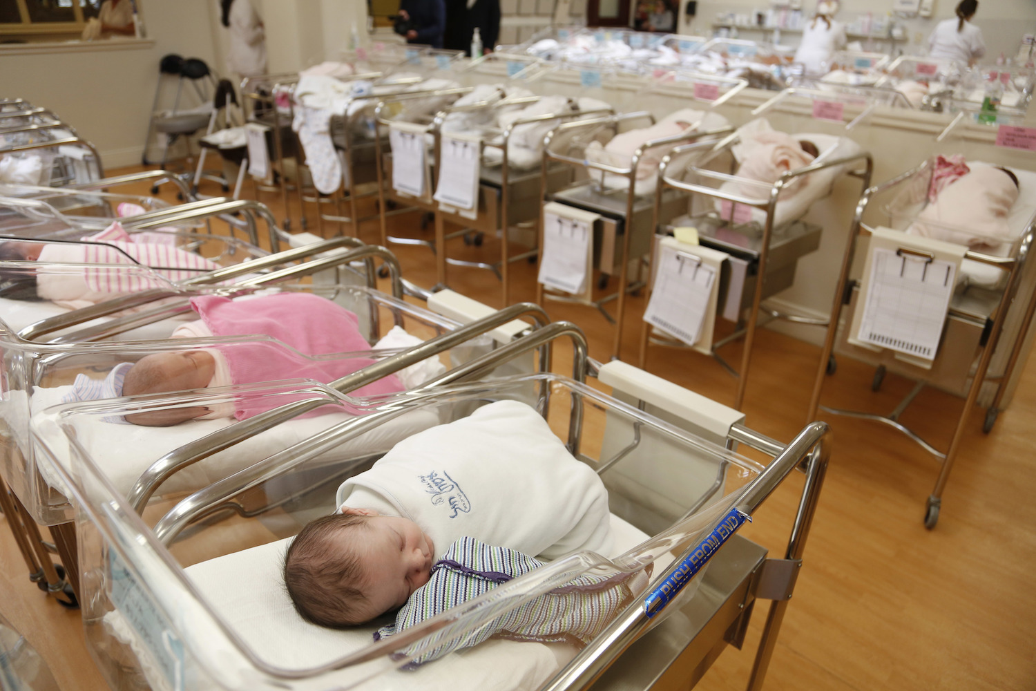 SEE IT: Chris Murphy calls ‘universal free childbirth’ a ‘really worthwhile idea’