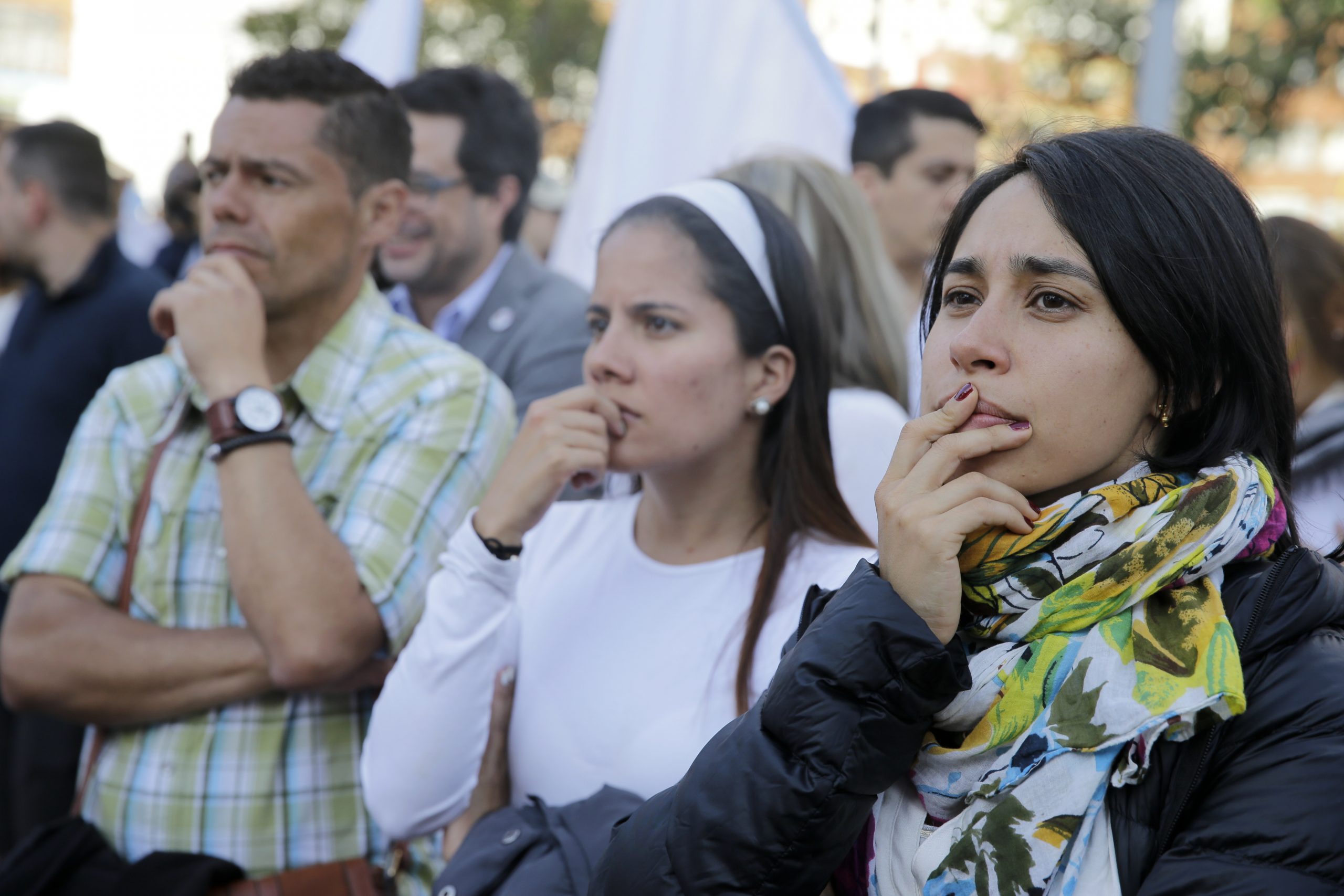 Colombian voters reject peace deal with Marxist rebels