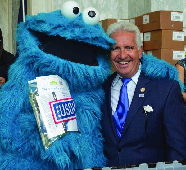 Sightings: Cookie Monster on Capitol Hill