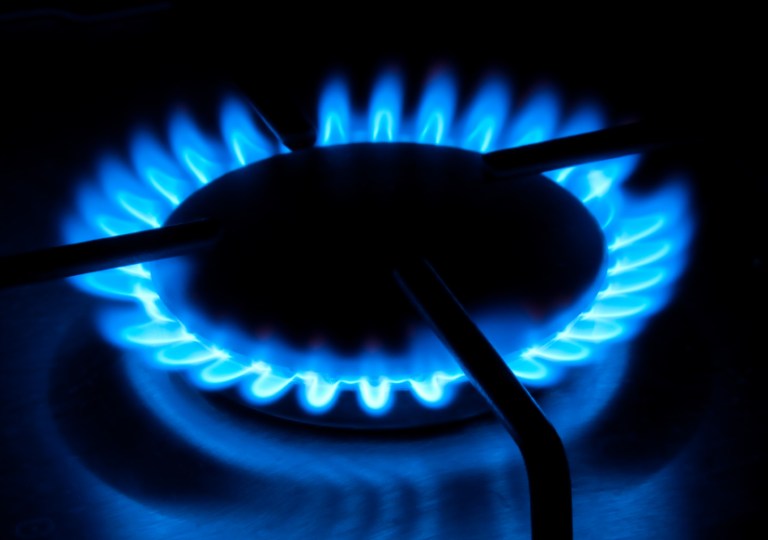 Congress is moving to put legislation speeding approval of natural gas exports on President Obama's desk. (iStock)