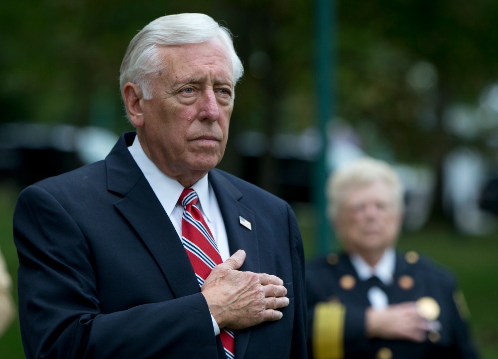 Hoyer: Women should register for the draft