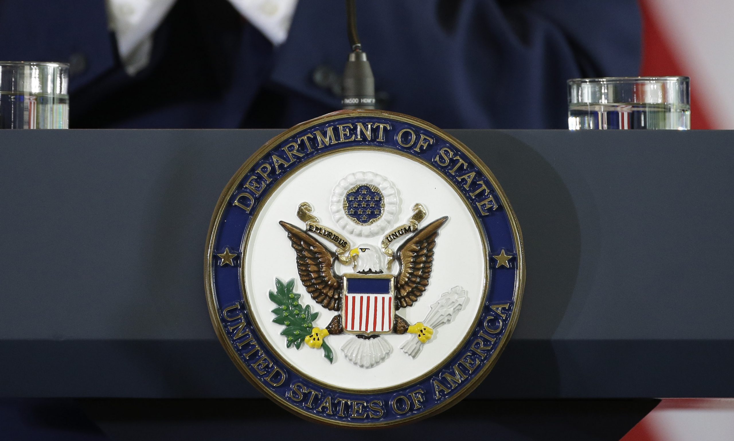 White House suddenly delays Iran sanctions