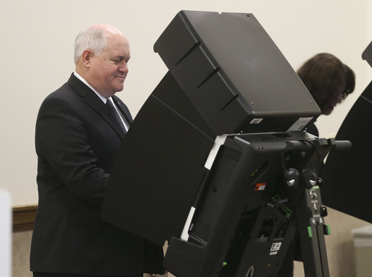 Republicans hope to fend off Democratic surge in Kansas