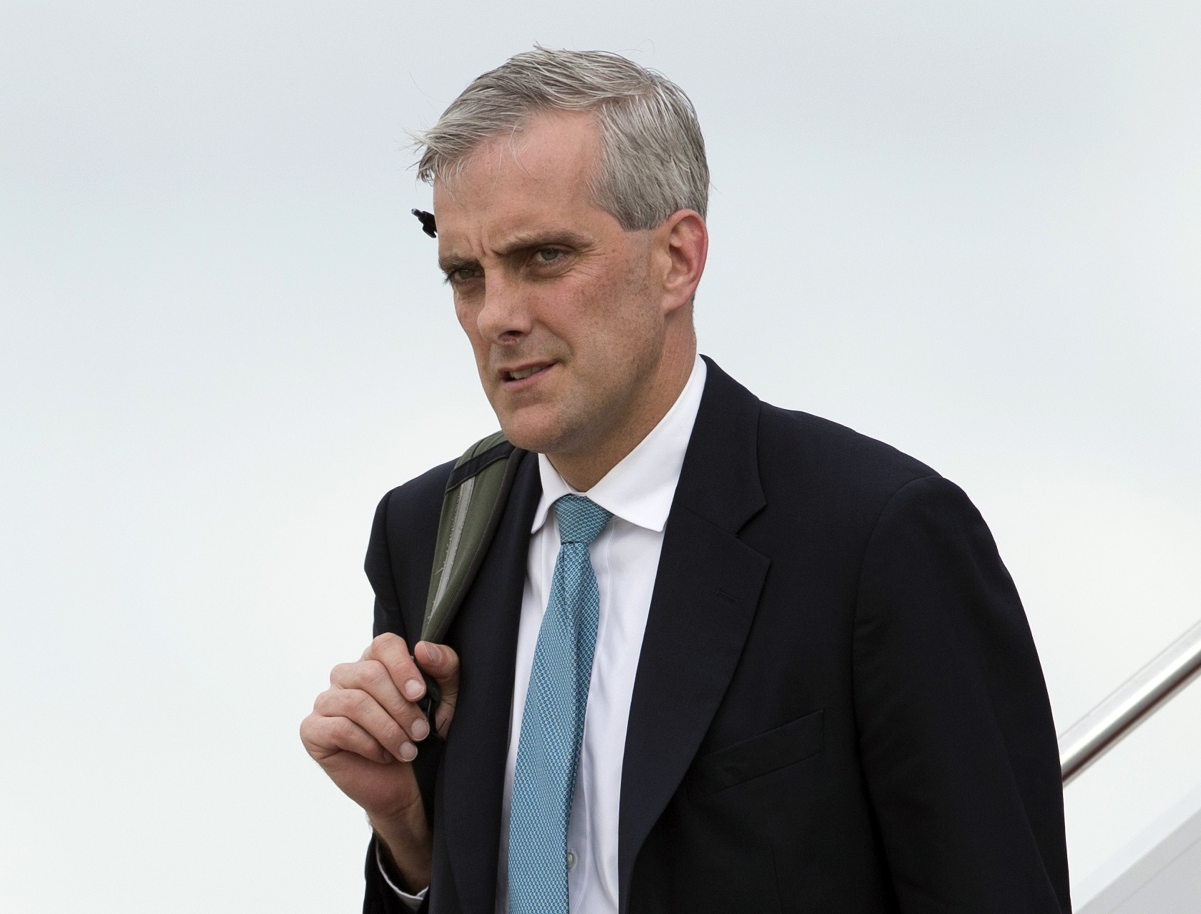 White House: No pink slips after midterms