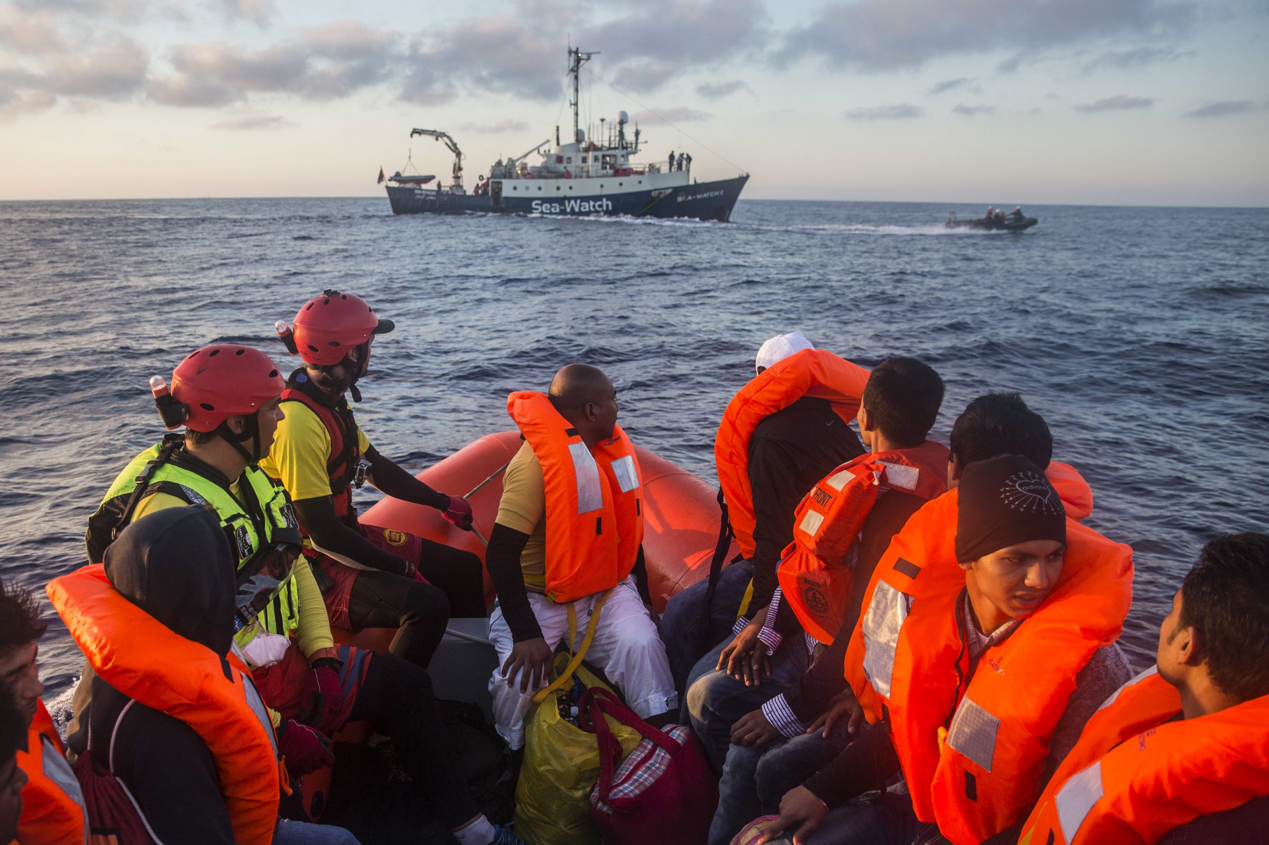 Report: More than 3,000 migrants have died crossing the Mediterranean in 2016