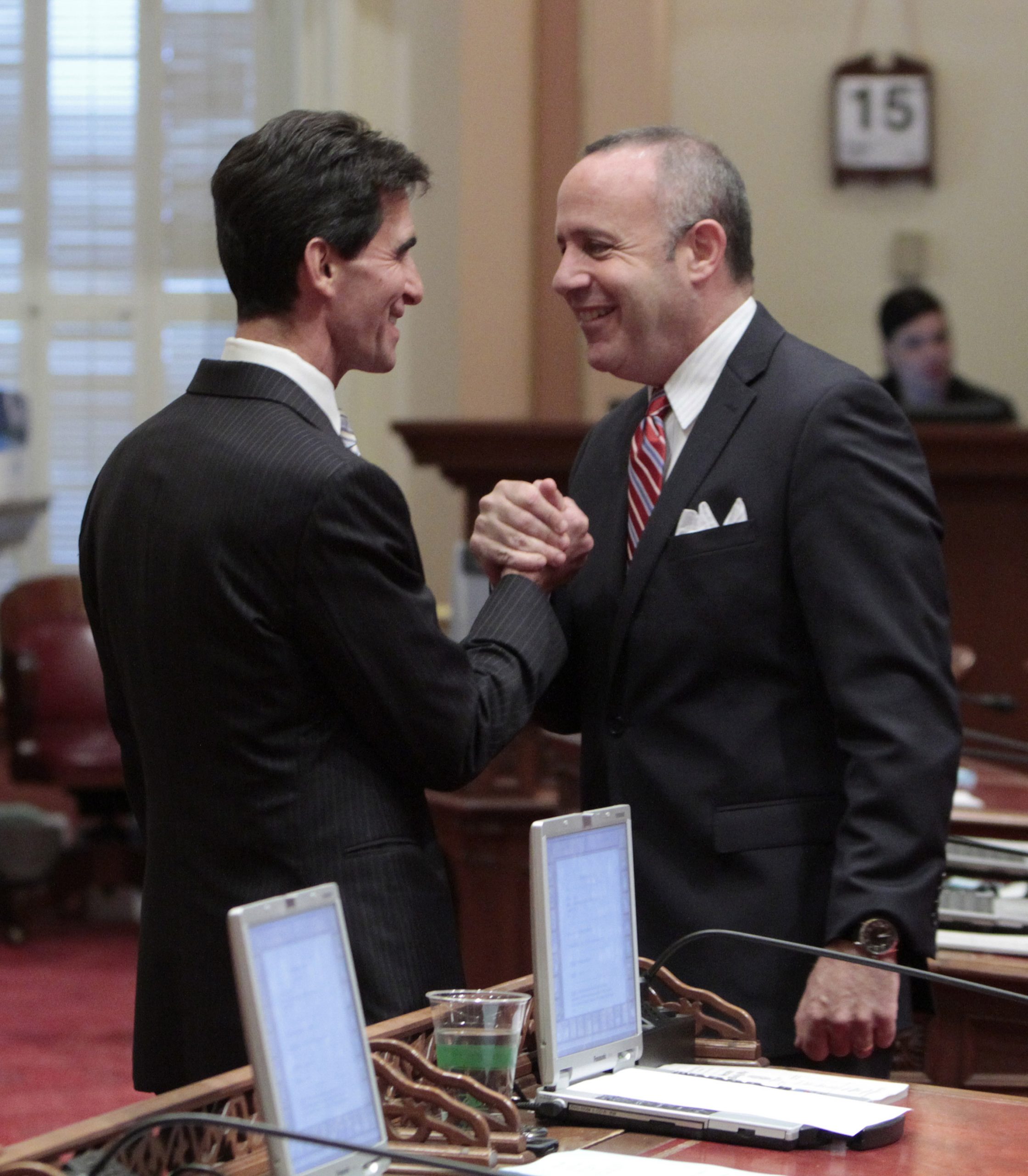 Calif. lawmakers pass budget, but work unfinished