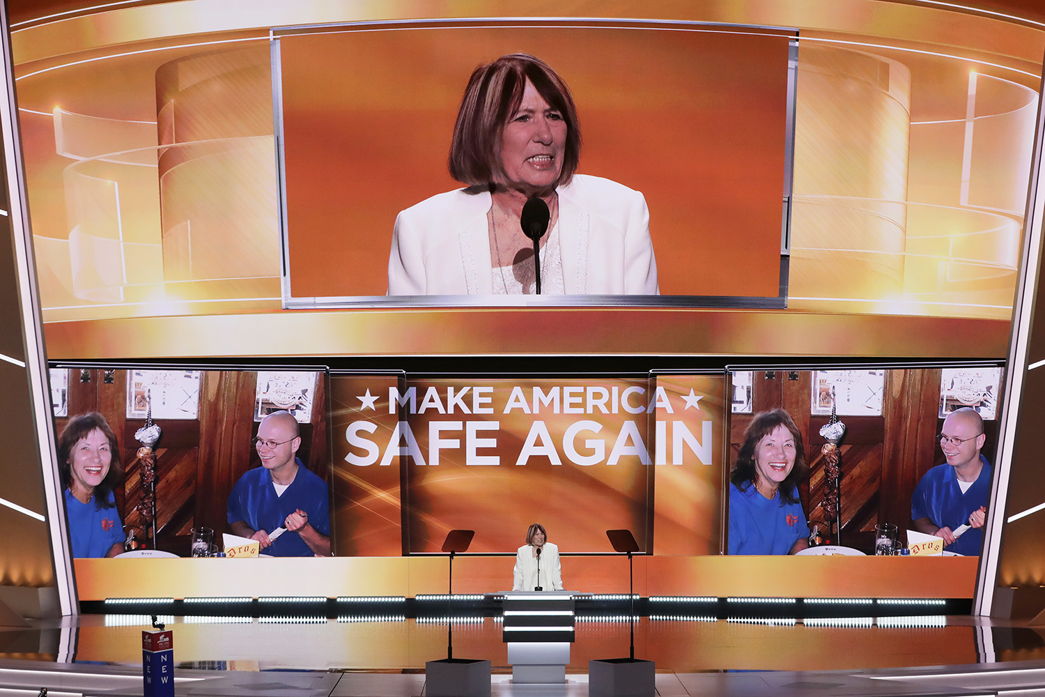 ‘Benghazi mom’ speechwriter on why he prefers Clinton