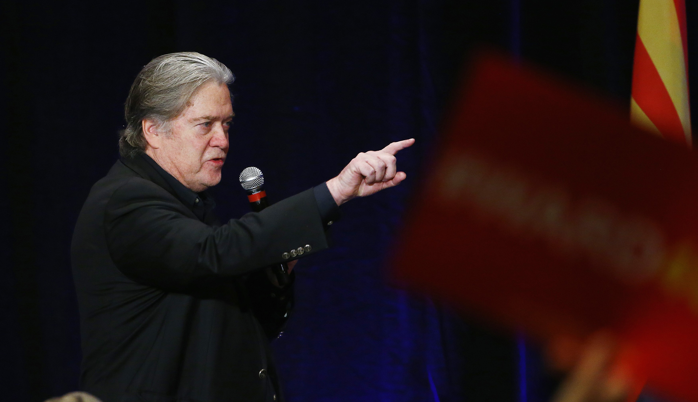 Bannon brings anti-GOP establishment message to Arizona voters: ‘They think you’re a group of morons’