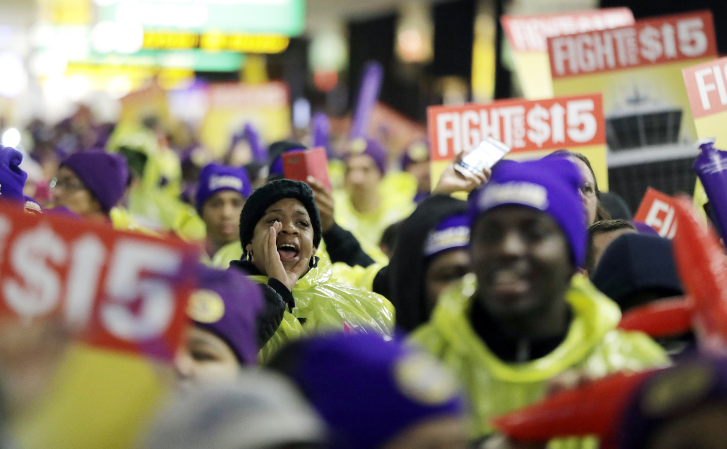 Opposition stiffens against movement for higher minimum wage