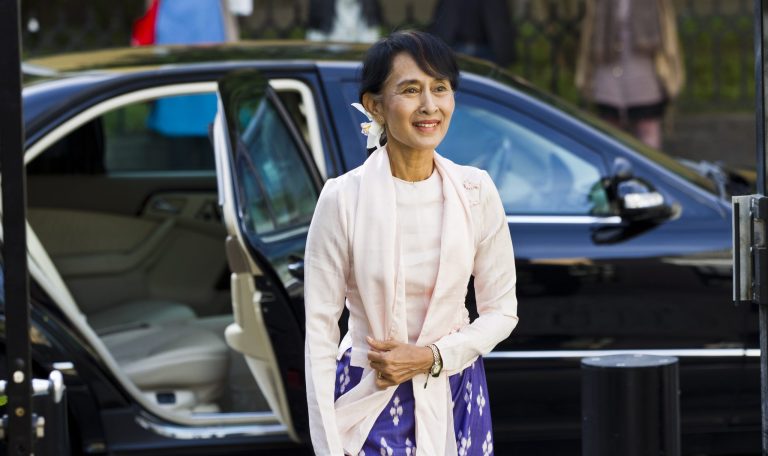   Myanmar opposition leader Aung San Suu Kyi arrives in Oslo, Friday, June 15, 2012. Suu Kyi formally accepts the Nobel Peace Prize on Saturday June 16, 2012, in the Norwegian capital. (AP Photo / Vegard Groett / NTB scanpix) NORWAY OUT  