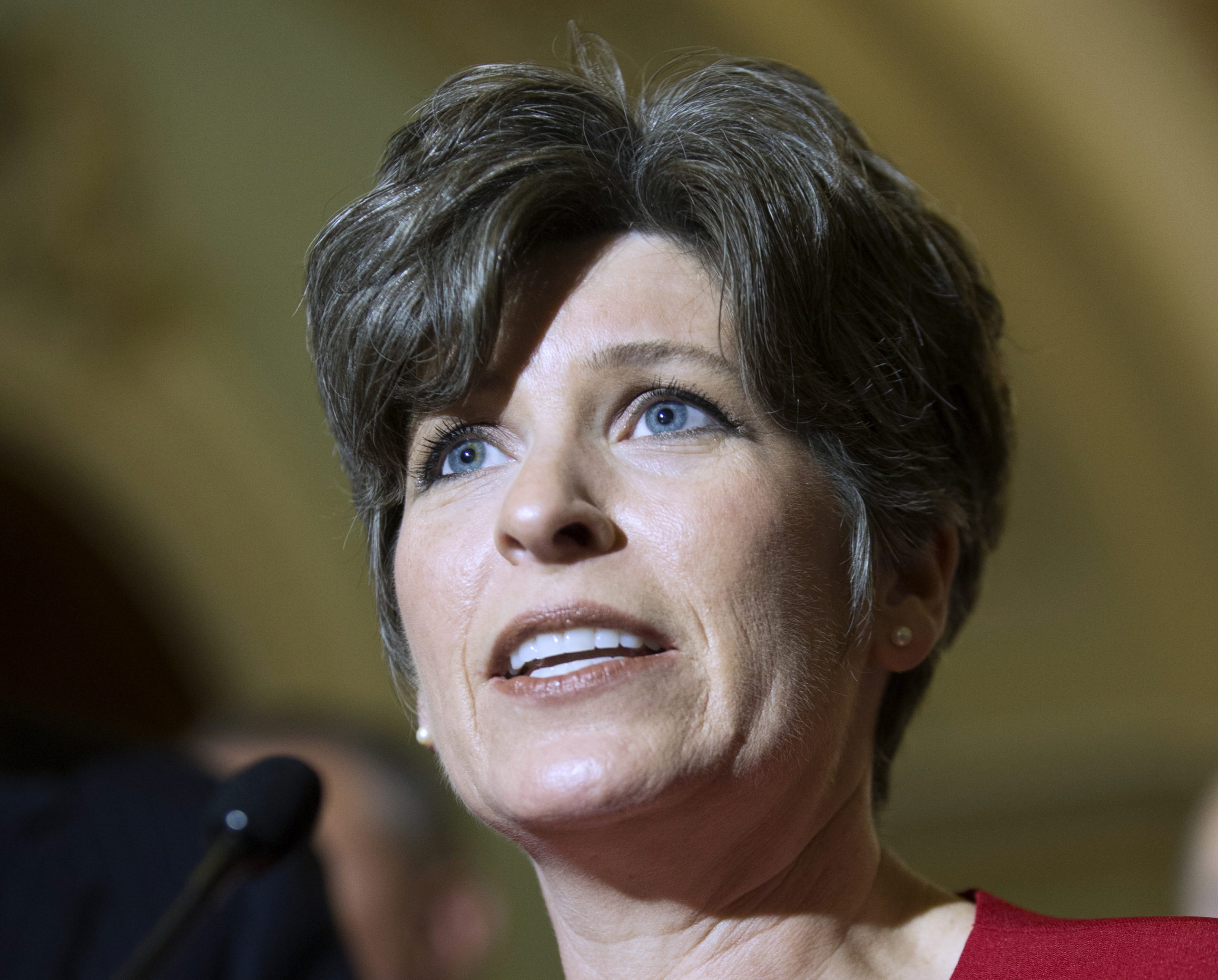 Trump urged against ‘pandering’ with female VP pick