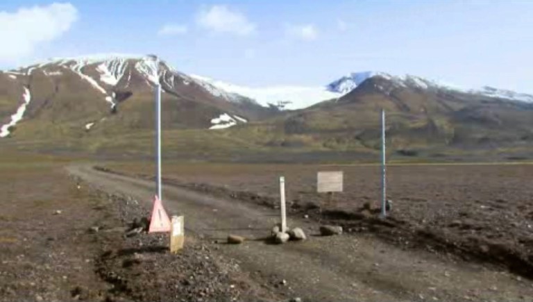 Iceland lowers aviation alert level from volcano