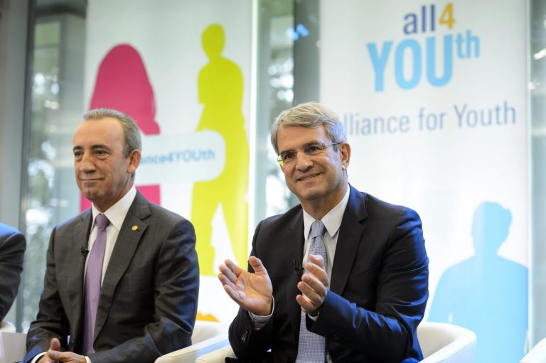 Companies in Europe pledge 100K new youth jobs