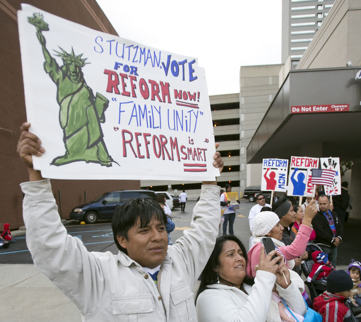 Rhode Island protesters lobby GOP on immigration reform