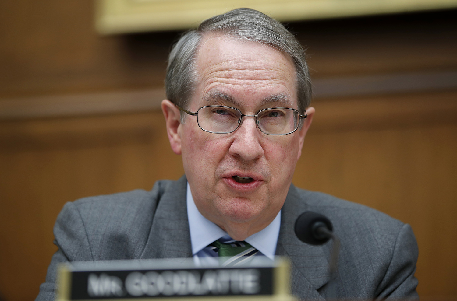 House votes to create new bankruptcy rules for banks