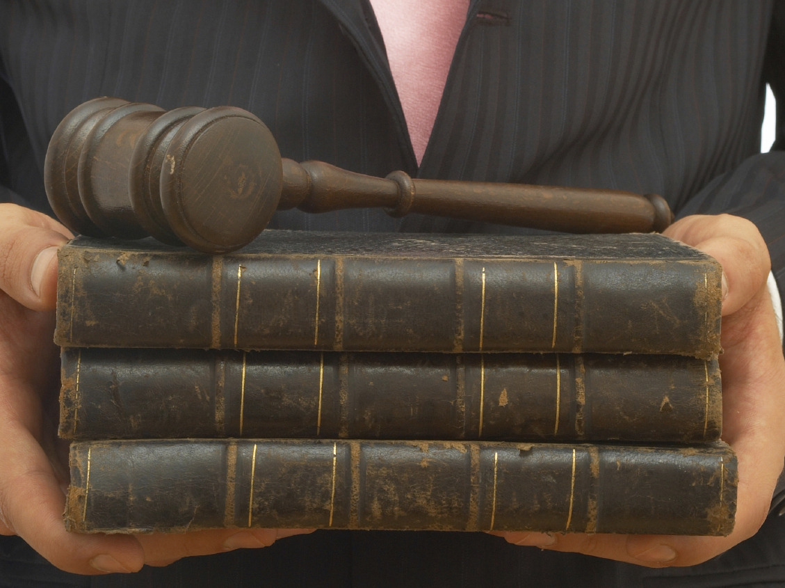 Amidst crisis, CFPB quietly offers legal services to worried managers