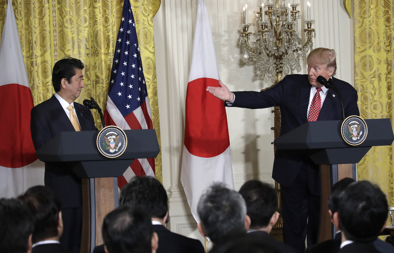 Trump welcomes Japanese Prime Minister Abe to ‘the very famous White House’