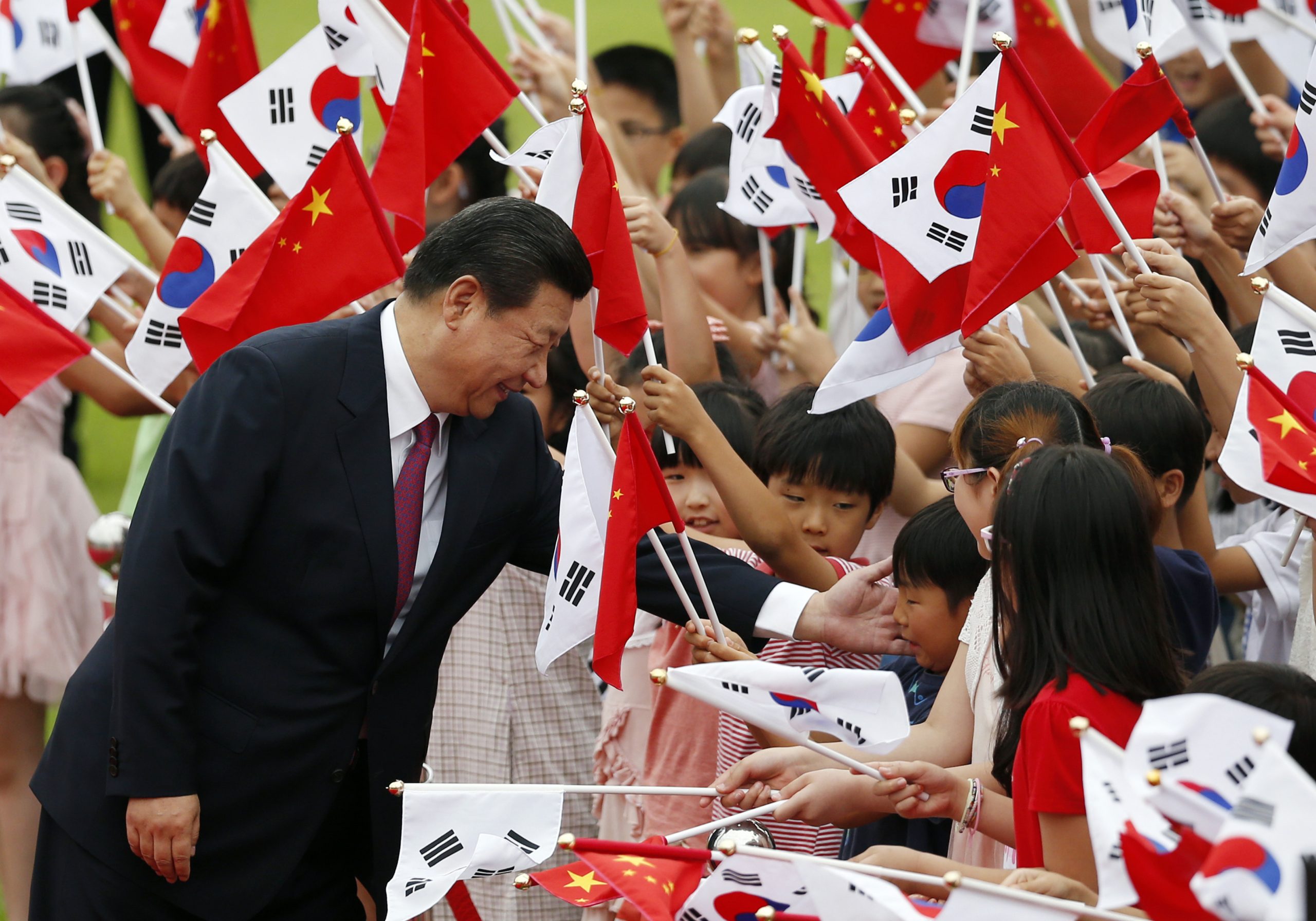 China, South Korea agree to boost economic ties