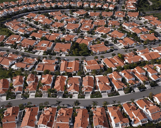 Why are Americans fleeing California for Texas?