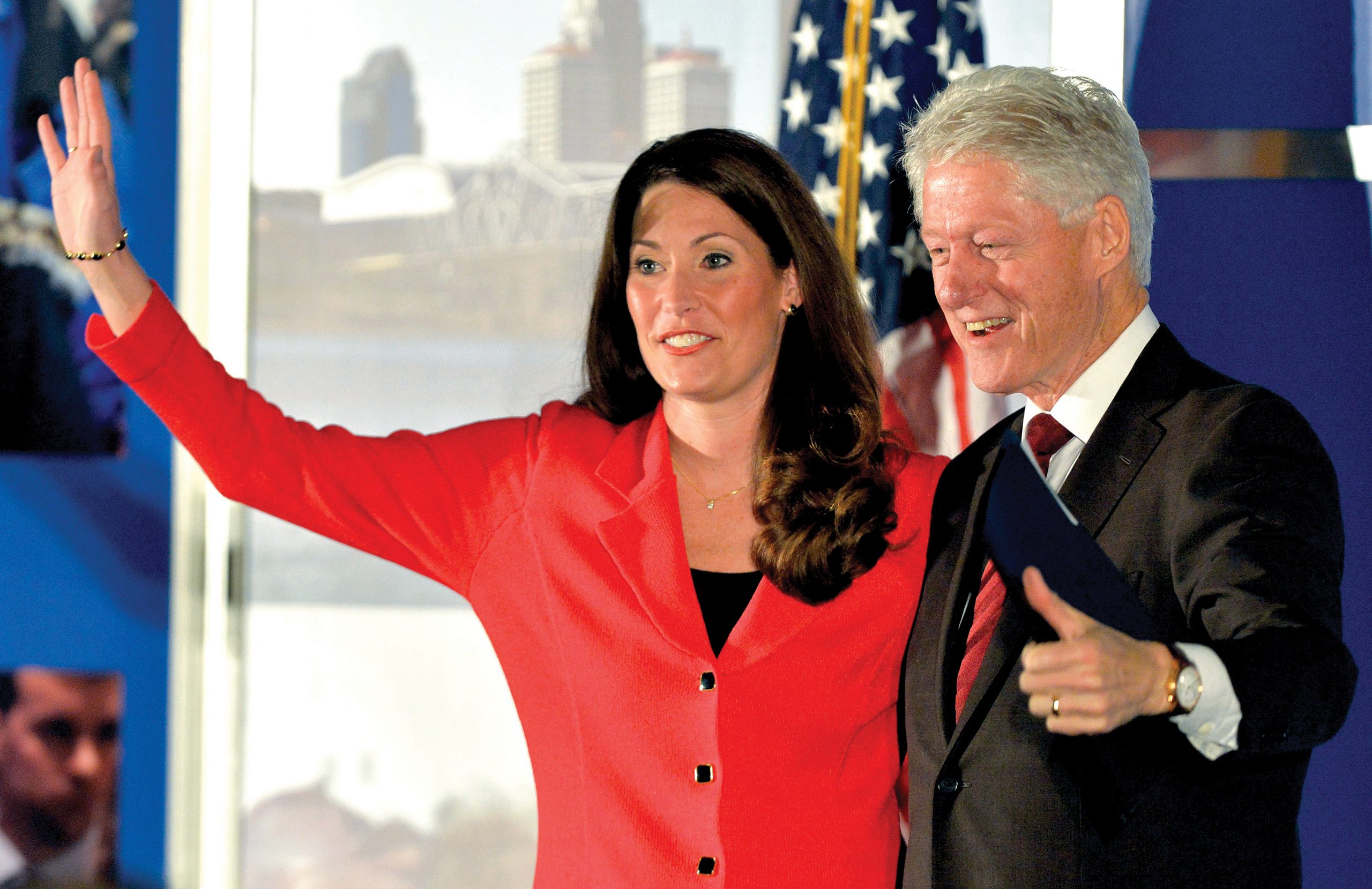 Bill Clinton lends Alison Lundergan Grimes star power in Kentucky Senate race