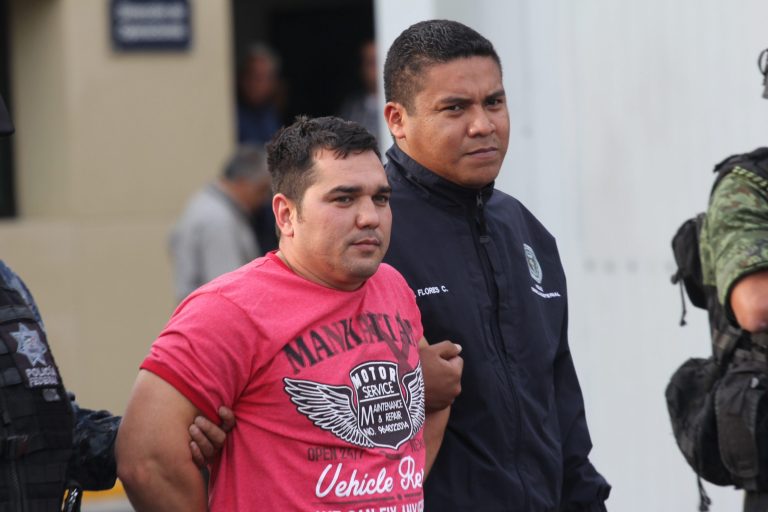 Mexico captured alleged cartel capo near border